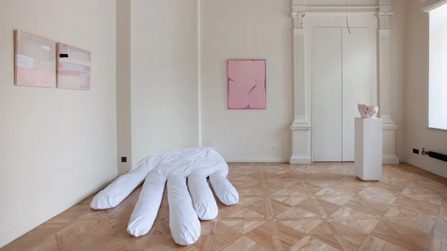 Hand installed in the exhibition room at Richter